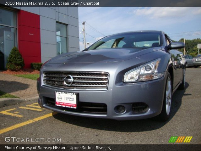 2010 Nissan Maxima 3.5 S in Ocean Gray