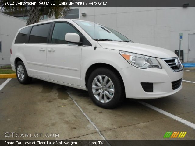 2012 Volkswagen Routan SE in Calla Lily White