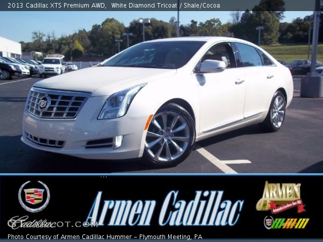 2013 Cadillac XTS Premium AWD in White Diamond Tricoat