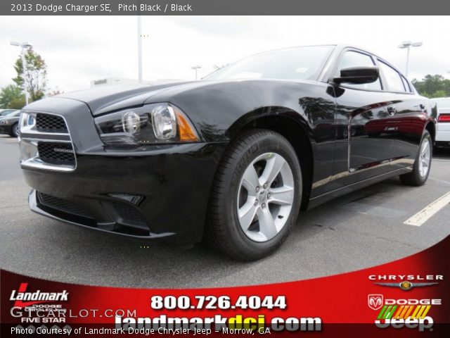 2013 Dodge Charger SE in Pitch Black