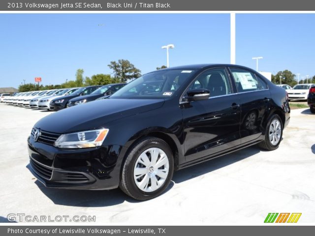 2013 Volkswagen Jetta SE Sedan in Black Uni