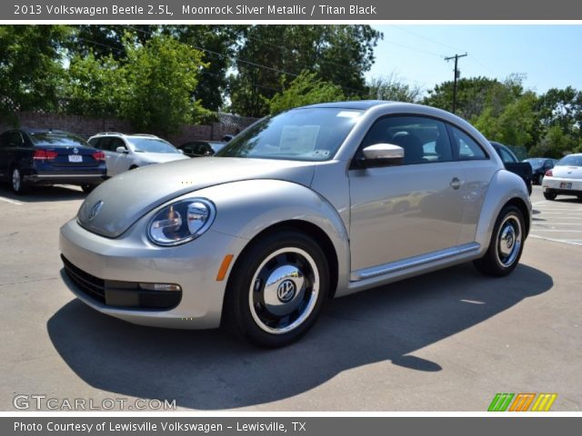 2013 Volkswagen Beetle 2.5L in Moonrock Silver Metallic