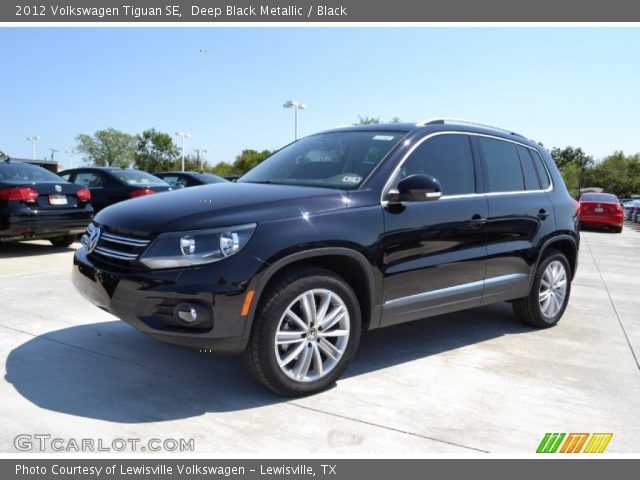 2012 Volkswagen Tiguan SE in Deep Black Metallic
