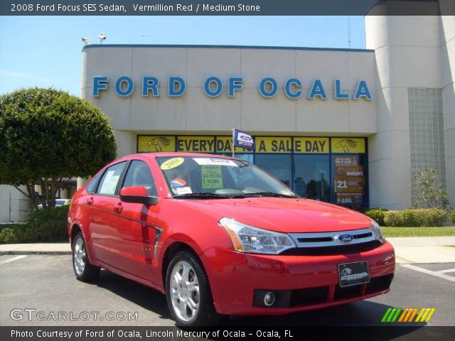 2008 Ford Focus SES Sedan in Vermillion Red