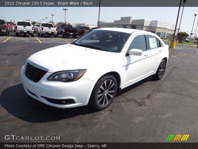 2013 Chrysler 200 S Sedan in Bright White
