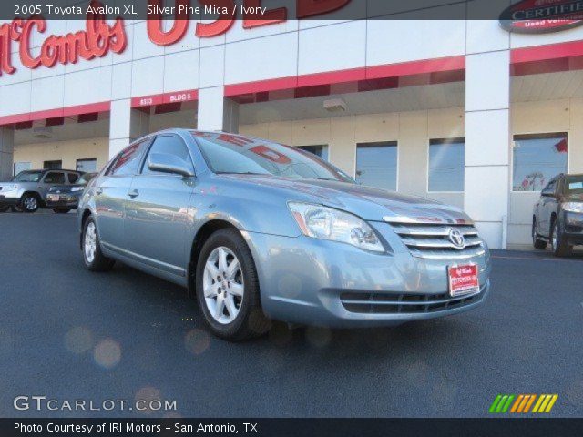2005 Toyota Avalon XL in Silver Pine Mica