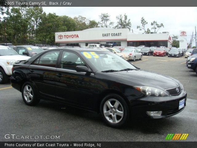 2005 Toyota Camry SE in Black