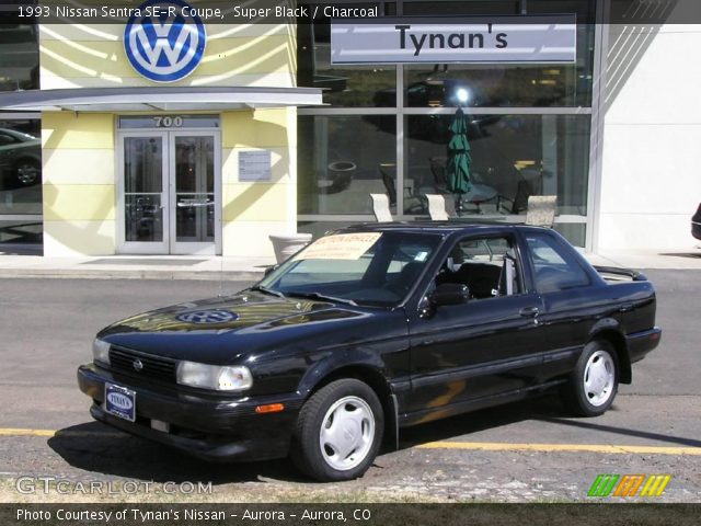 1993 Nissan Sentra SE-R Coupe in Super Black