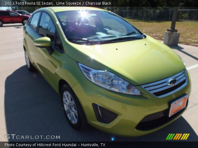 2013 Ford Fiesta SE Sedan in Lime Squeeze