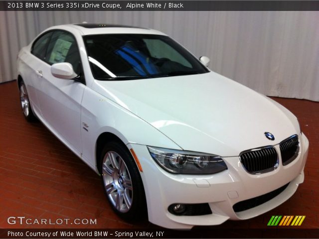2013 BMW 3 Series 335i xDrive Coupe in Alpine White