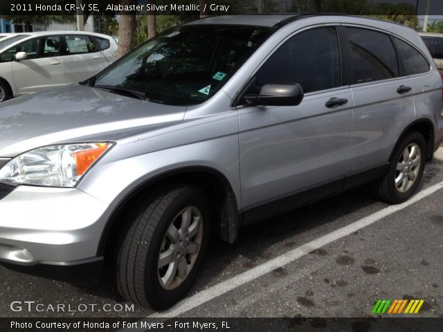 2011 Honda CR-V SE in Alabaster Silver Metallic