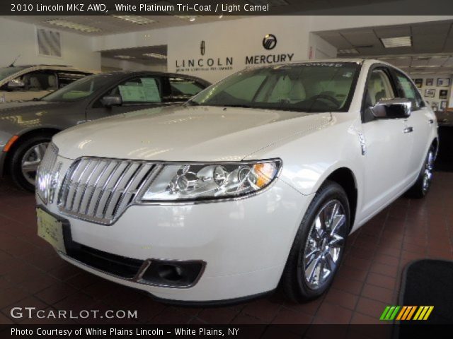 2010 Lincoln MKZ AWD in White Platinum Tri-Coat