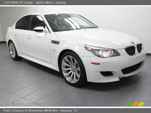 2008 BMW M5 Sedan in Alpine White