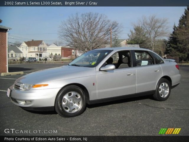 2002 Saturn L Series L300 Sedan in Bright Silver