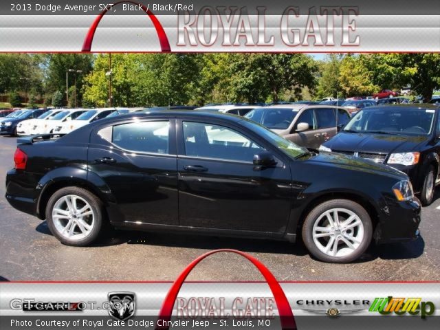 2013 Dodge Avenger SXT in Black