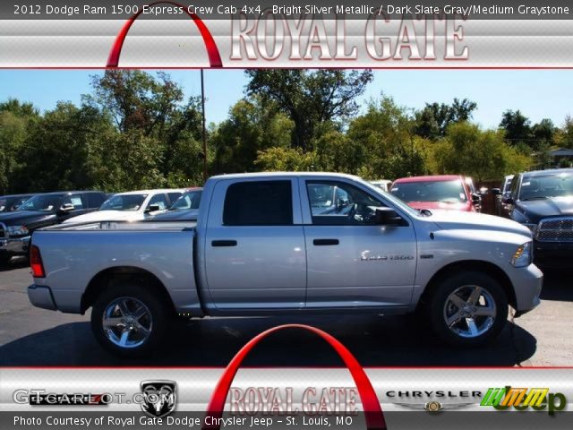 2012 Dodge Ram 1500 Express Crew Cab 4x4 in Bright Silver Metallic