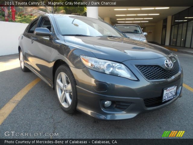 2011 Toyota Camry SE in Magnetic Gray Metallic