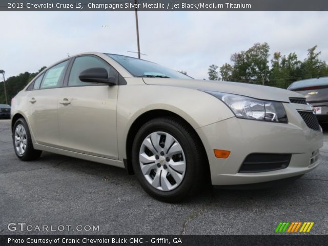 2013 Chevrolet Cruze LS in Champagne Silver Metallic