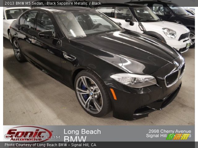 2013 BMW M5 Sedan in Black Sapphire Metallic
