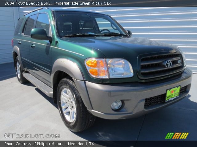 2004 Toyota Sequoia SR5 in Imperial Jade Green Mica