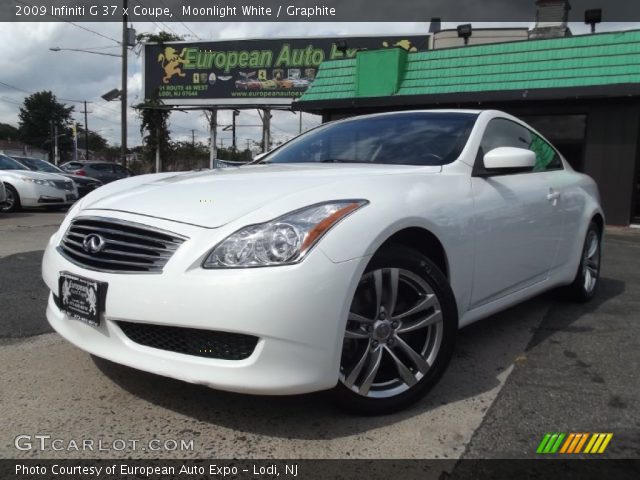 2009 Infiniti G 37 x Coupe in Moonlight White