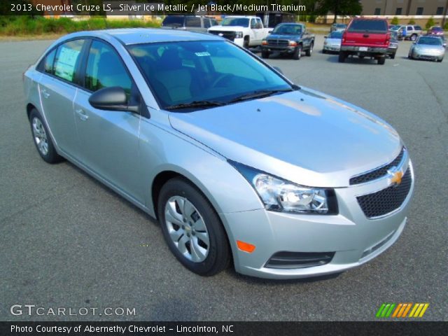 2013 Chevrolet Cruze LS in Silver Ice Metallic