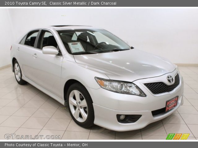 2010 Toyota Camry SE in Classic Silver Metallic