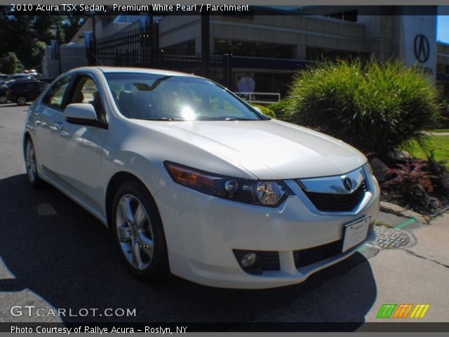 2010 Acura TSX Sedan in Premium White Pearl
