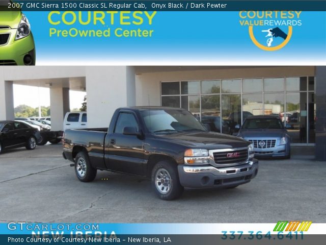 2007 GMC Sierra 1500 Classic SL Regular Cab in Onyx Black