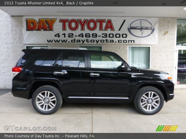 2013 Toyota 4Runner Limited 4x4 in Black