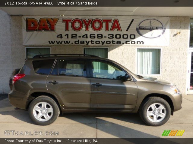 2012 Toyota RAV4 I4 4WD in Pyrite Mica
