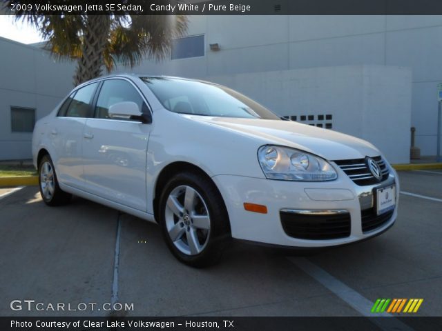 2009 Volkswagen Jetta SE Sedan in Candy White