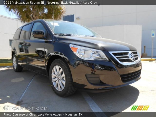 2012 Volkswagen Routan SE in Nocturne Black Metallic