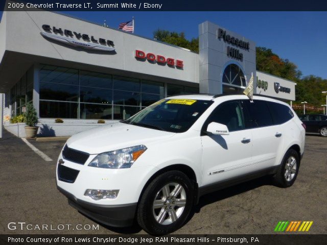 2009 Chevrolet Traverse LT in Summit White
