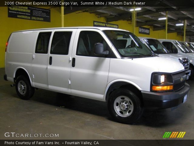 2006 Chevrolet Express 3500 Cargo Van in Summit White