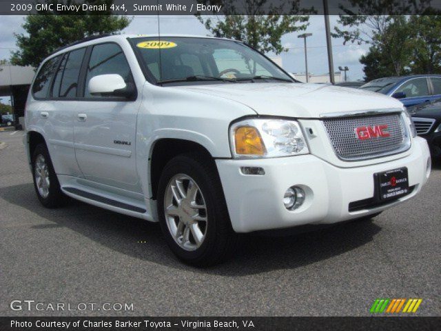 2009 GMC Envoy Denali 4x4 in Summit White