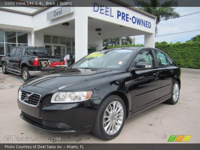 2009 Volvo S40 2.4i in Black