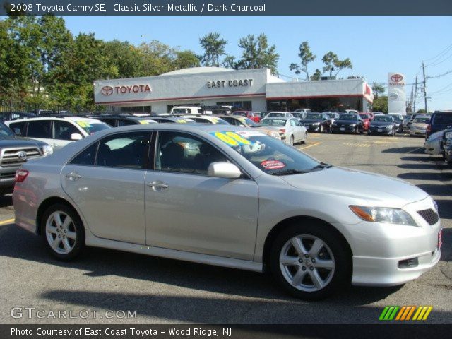 2008 Toyota Camry SE in Classic Silver Metallic