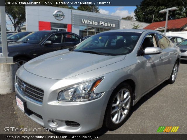2009 Nissan Maxima 3.5 SV in Radiant Silver Metallic