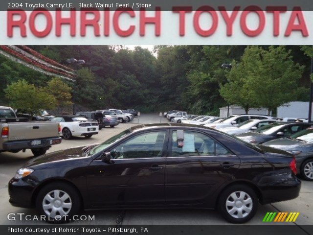 2004 Toyota Camry LE in Black Walnut Pearl