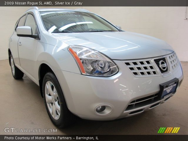 2009 Nissan Rogue SL AWD in Silver Ice