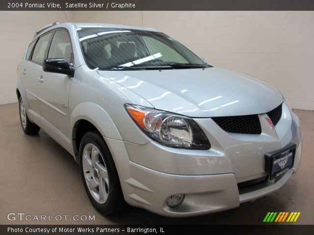 2004 Pontiac Vibe  in Satellite Silver