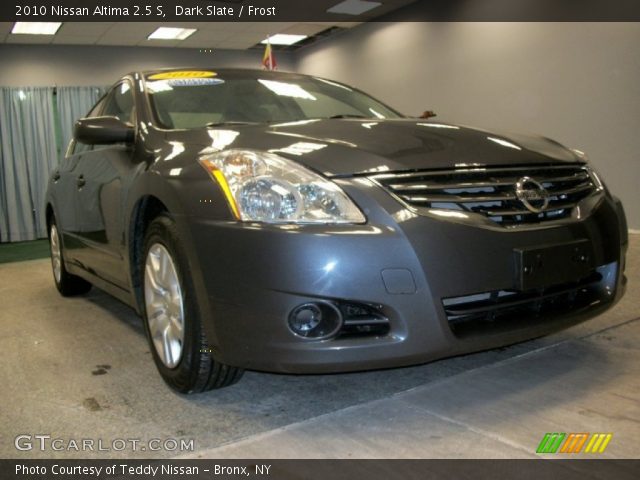 2010 Nissan Altima 2.5 S in Dark Slate
