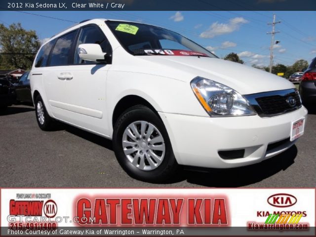 2012 Kia Sedona LX in Clear White