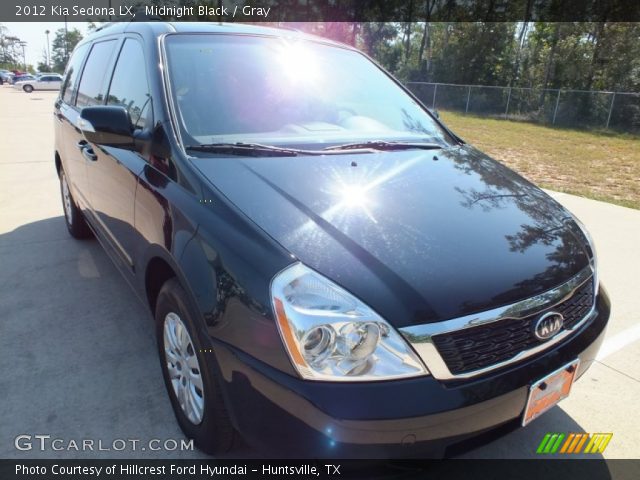 2012 Kia Sedona LX in Midnight Black