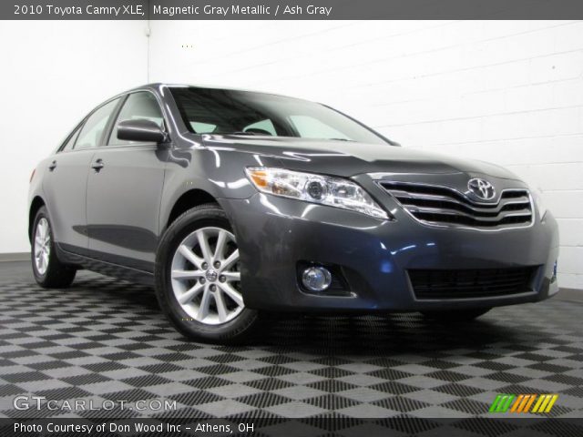 2010 Toyota Camry XLE in Magnetic Gray Metallic