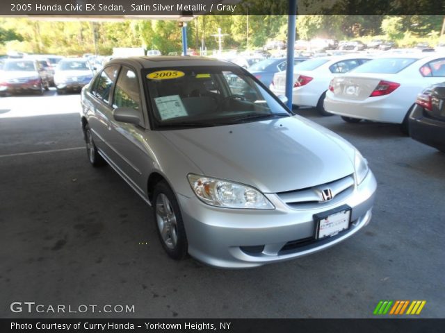 2005 Honda Civic EX Sedan in Satin Silver Metallic