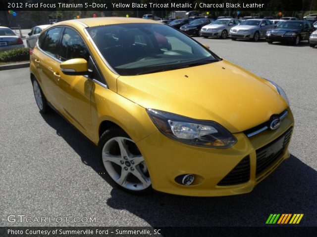 2012 Ford Focus Titanium 5-Door in Yellow Blaze Tricoat Metallic