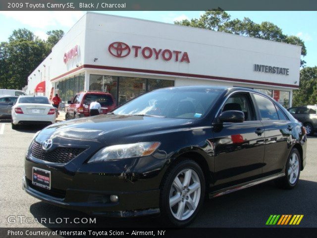 2009 Toyota Camry SE in Black