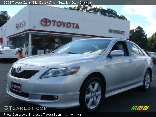 2008 Toyota Camry SE in Classic Silver Metallic